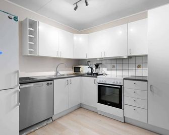 Lovly 3 Bedroom apartment with the view of aurora - Tromso - Mutfak