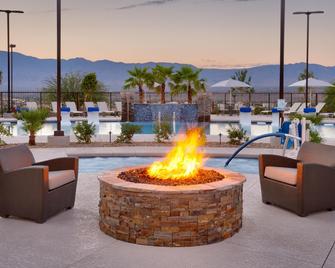 Holiday Inn Express & Suites Mesquite - Mesquite - Bazén