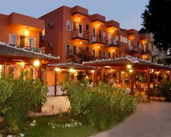 Hotel Truva - Fethiye - Bangunan