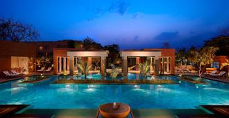 Itc Mughal, A Luxury Collection Resort & Spa, Agra - אגרה - בריכה