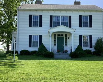 Close to Oxford and Miami U. Pet friendly-limit 2. Country setting. - Oxford - Budova