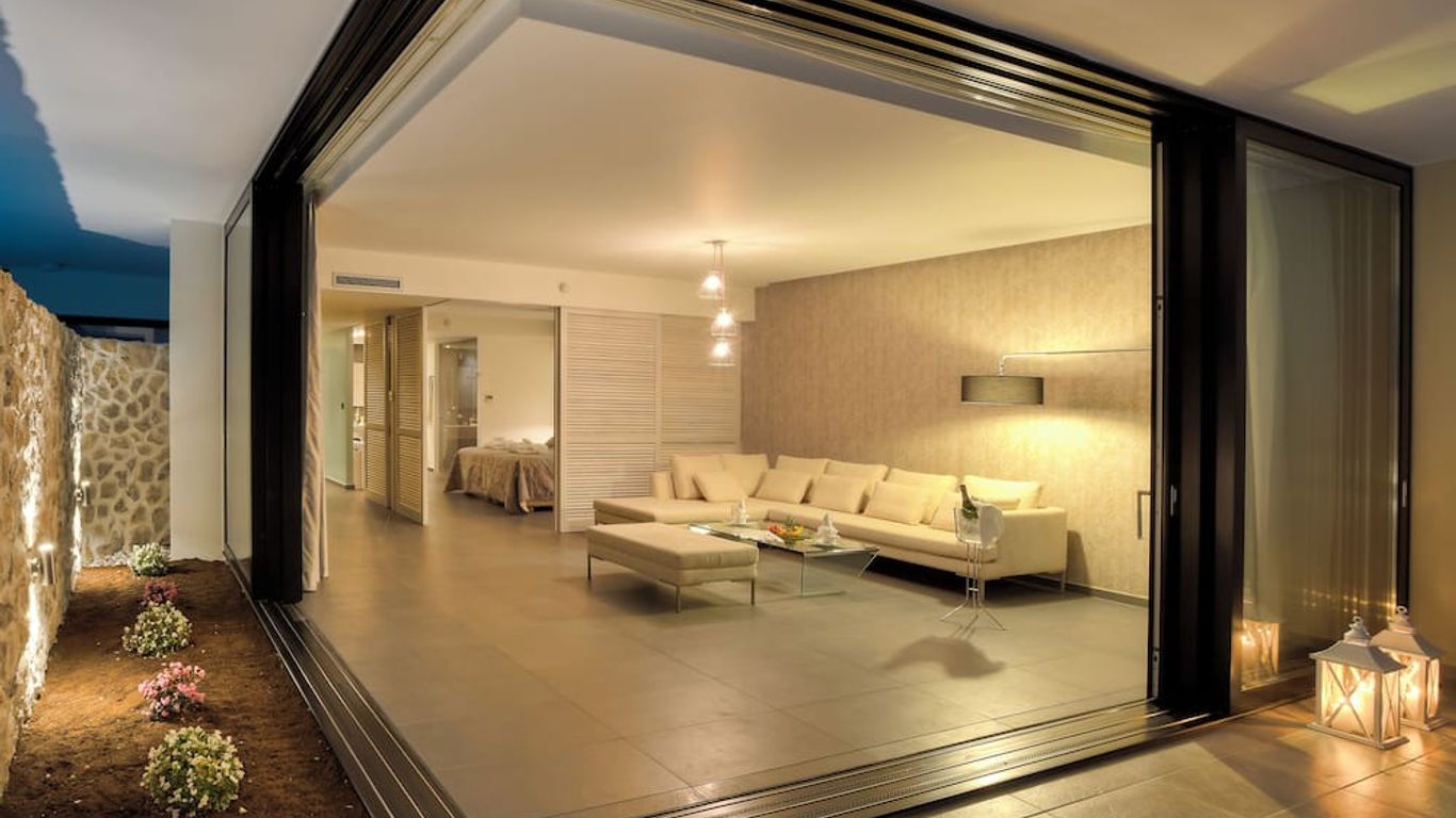 Caravia Beach Hotel & Bungalows