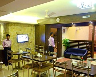 Hotel Alankar - Devgad - Restaurant