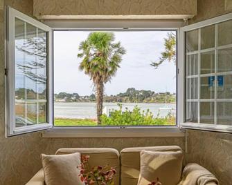 Apartment Le Moulin by Interhome - Saint-Philibert - Salon