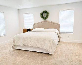 Cozy Country Farmhouse - Burley - Slaapkamer