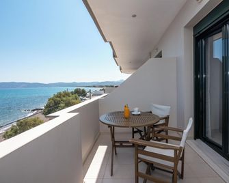 Christina Beach Hotel - Kissamos - Balkon