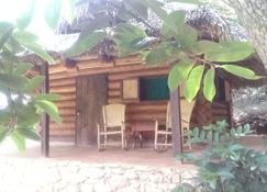 Sierraverde Cabins Rosewood - Tamasopo - Patio