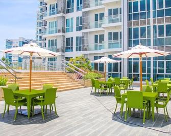 Near Shangri-la Mactan Cebu Fully Furnished Condo! - Cordova - Patio