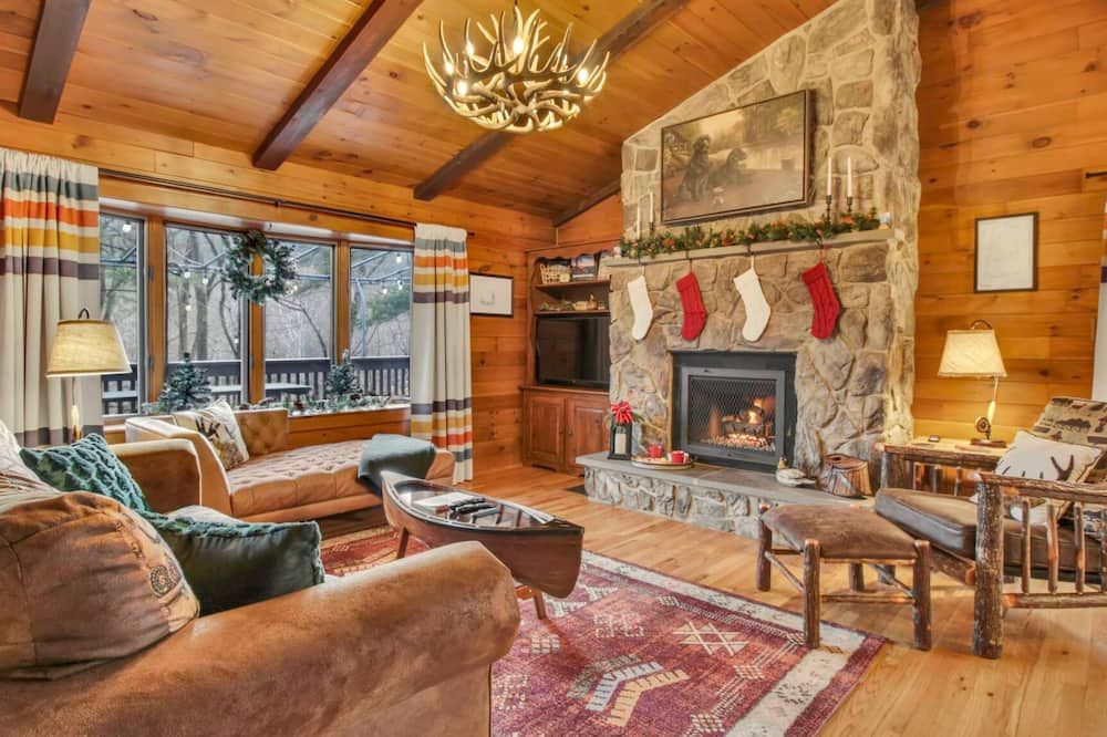 The Lodge At Tunkhannock Creek - Tunkhannock - Obývací pokoj