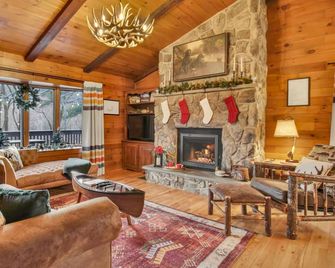 The Lodge At Tunkhannock Creek - Tunkhannock - Obývací pokoj