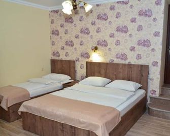 Asour Hotel - Goris - Habitación