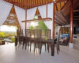 Zen Premium Lovina Damai Hill Side - Buleleng - Comedor