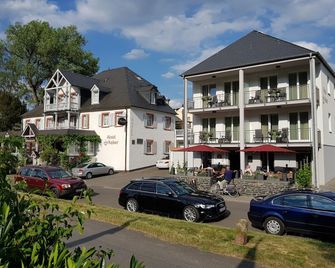 Hotel Zum Anker-Thulls Restaurant - Neumagen-Dhron - Edificio