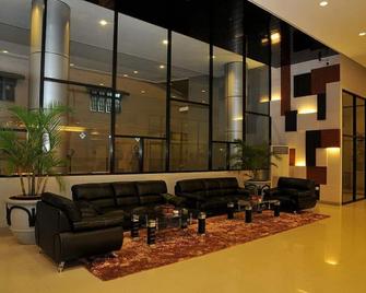 Aston Ketapang City Hotel - Ketapang - Lobby