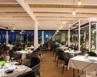 Cresanto Luxury Suites - Imerovigli - Restaurang