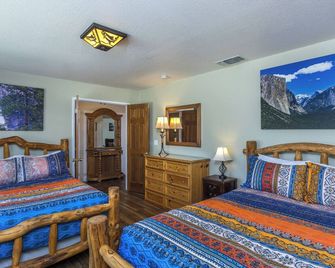 Mariposa Dream View Mountain House-- 36 Miles To Yosemite Park Entrance! - Mariposa - Schlafzimmer