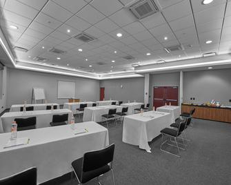 City Express by Marriott Monterrey Santa Catarina - Santa Catarina - Sala de reuniones