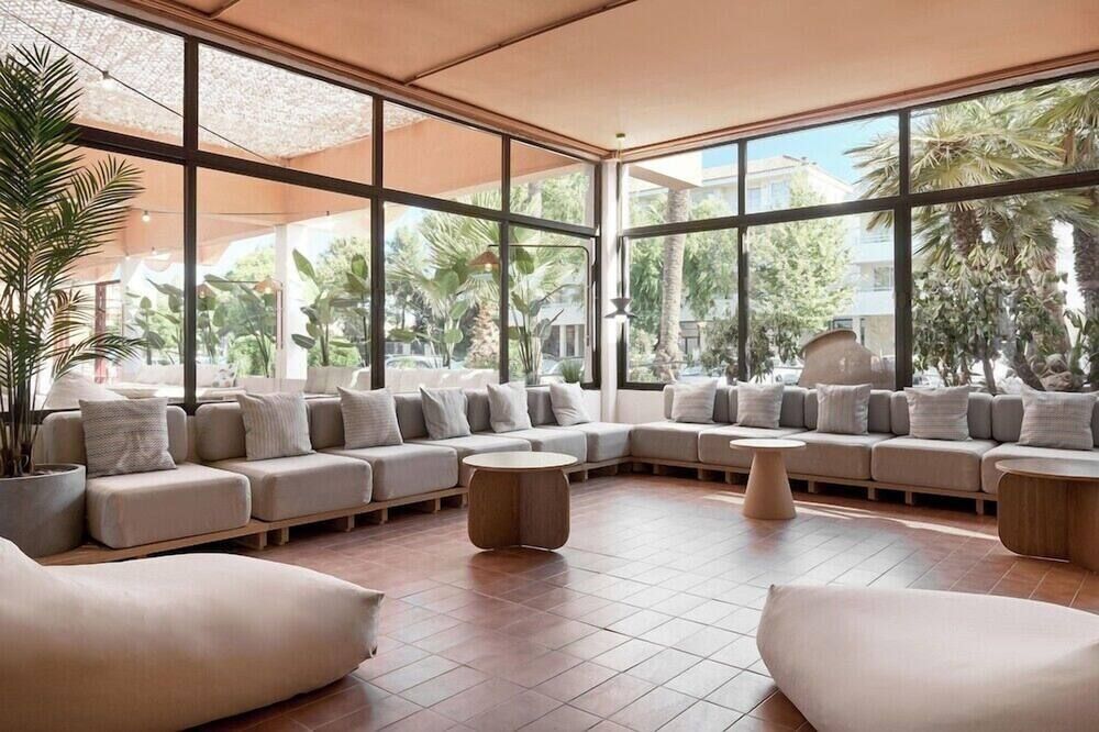 Bcm Hotel - Adults Only