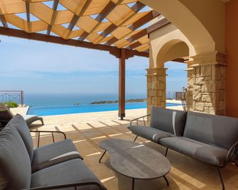 Aphrodite Hills Rentals - Mythos Collection Villas - Kouklia - Balcony