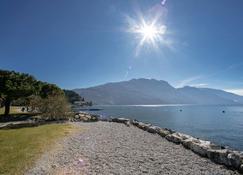 Riva Lago e Spiaggia Apartment 2 - Riva del Garda - Buiten zicht