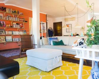 Atlas Hostel Leiria - Leiria - Sala de estar