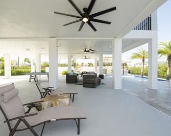 Newer Construction Private Luxury Waterfront Home w/ Heated Pool - Little Torch Key - Патіо
