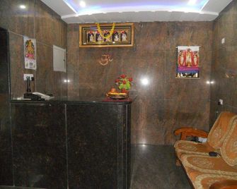 Hotel Sahasra Residency - Tirupati - Receptie