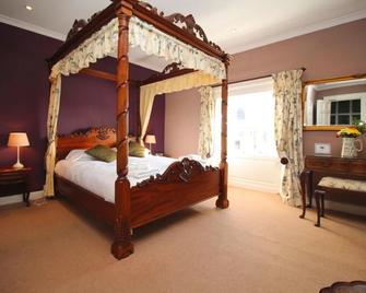 Blue Bell Hotel - Belford - Bedroom