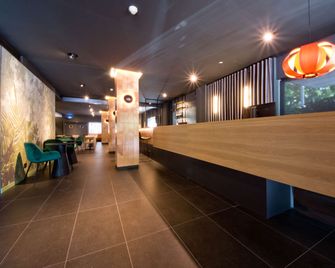 Aparthotel Atenea Valles - Granollers - Lobby