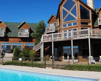 River House Lodge - Terra Alta - Edificio