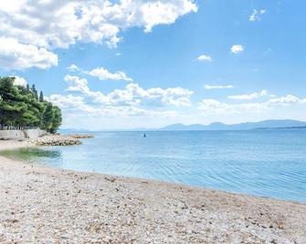 Apartments Tiho - Zivogosce