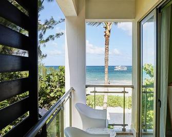 Costa Atlantica Beach Condos - Punta Cana - Balcón