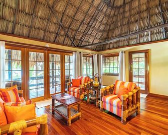 Ramon's Village Resort - San Pedro Town - Living room