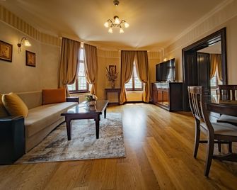 Hotel Iosefin Residence - Timisoara - Habitación