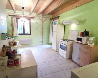 Holiday rental in the region of Pas-de-calais, near of 'cote d'opale' - Ardres - Kuchyň