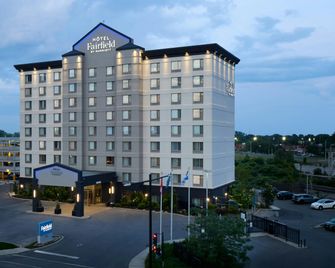 Fairfield Inn & Suites by Marriott Montreal Airport - Montreal - Building