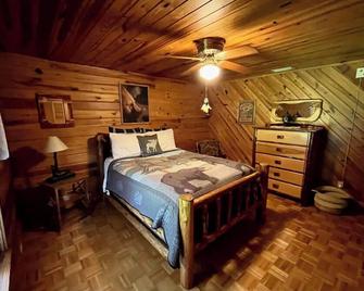 Lakefront Cabin Silver Springs Fl - Silver Springs - Спальня