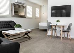 Newington Apartments - Ballarat - Living room