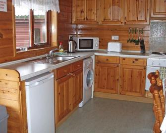 Hideaway Lodges - Linlithgow - Kitchen