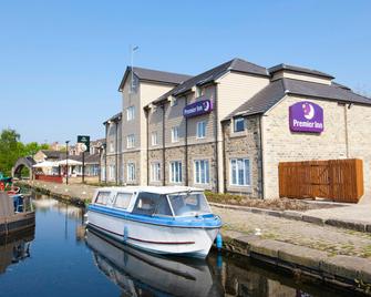 Premier Inn Huddersfield Central - Гаддерсфілд - Будівля