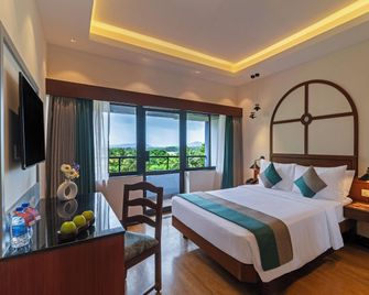 Sterling Karwar - Karwar
