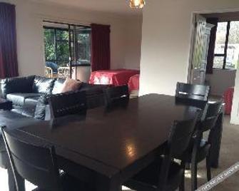 The Highwayman Motel - Masterton - Matsal