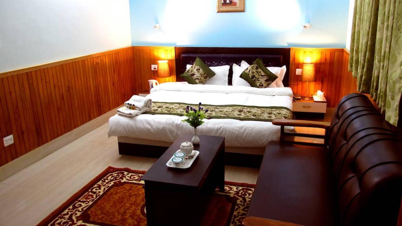 Retreat Hotel & Spa