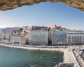 Royal Continental Hotel Naples - Naples - Bâtiment