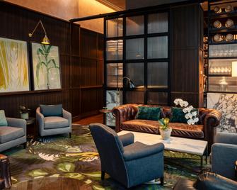 Next Hotel Melbourne, Curio Collection by Hilton - Melbourne - Lounge