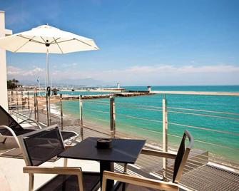 Hotel Villa Azur - Villeneuve-Loubet - Balkon