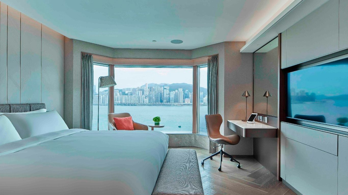 New World Millennium Hong Kong Hotel