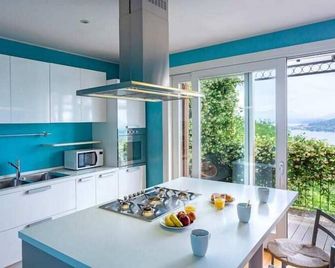 Villa Arona - Arona - Keittiö