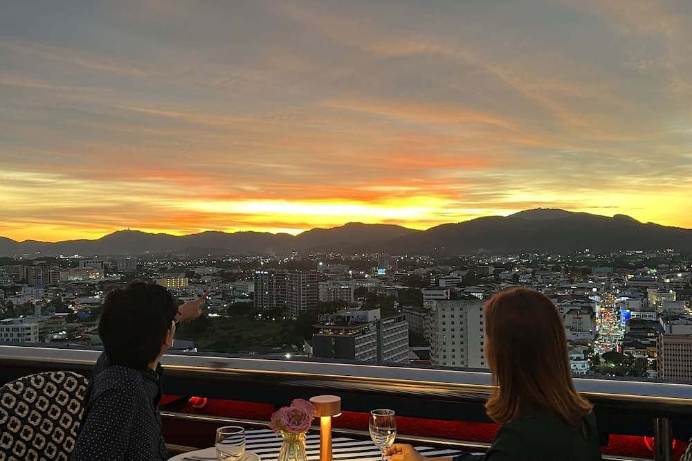 Royal Phuket City Hotel (SHA Plus+)