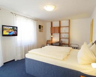 Apart Business Hotel - Stuttgart - Bedroom